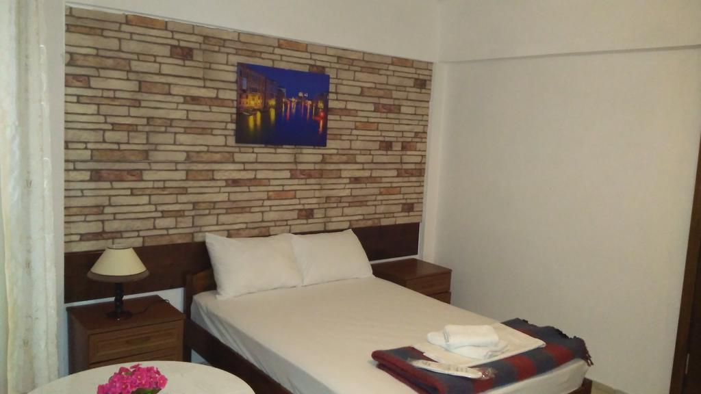 בוזקאדה Adali Guest House מראה חיצוני תמונה